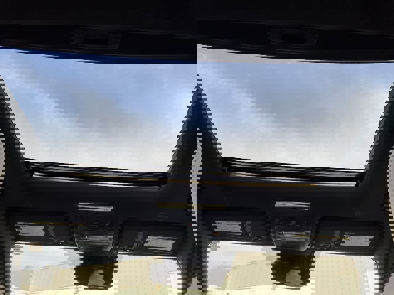 Used 2025 Lexus UX 300h AWD image 21