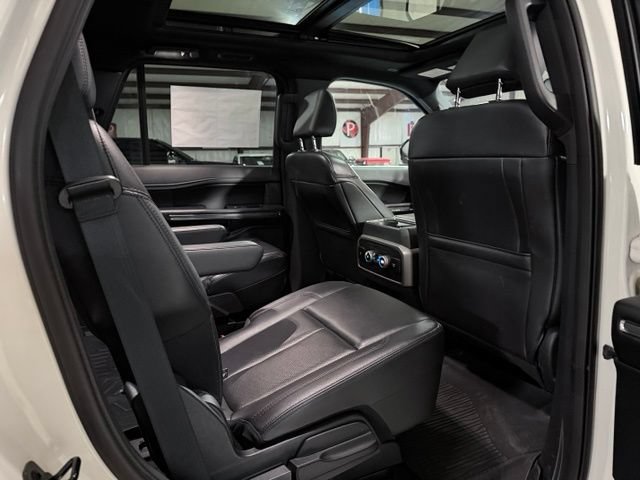 Used 2021 Ford Expedition XLT AWD/4WD image 20