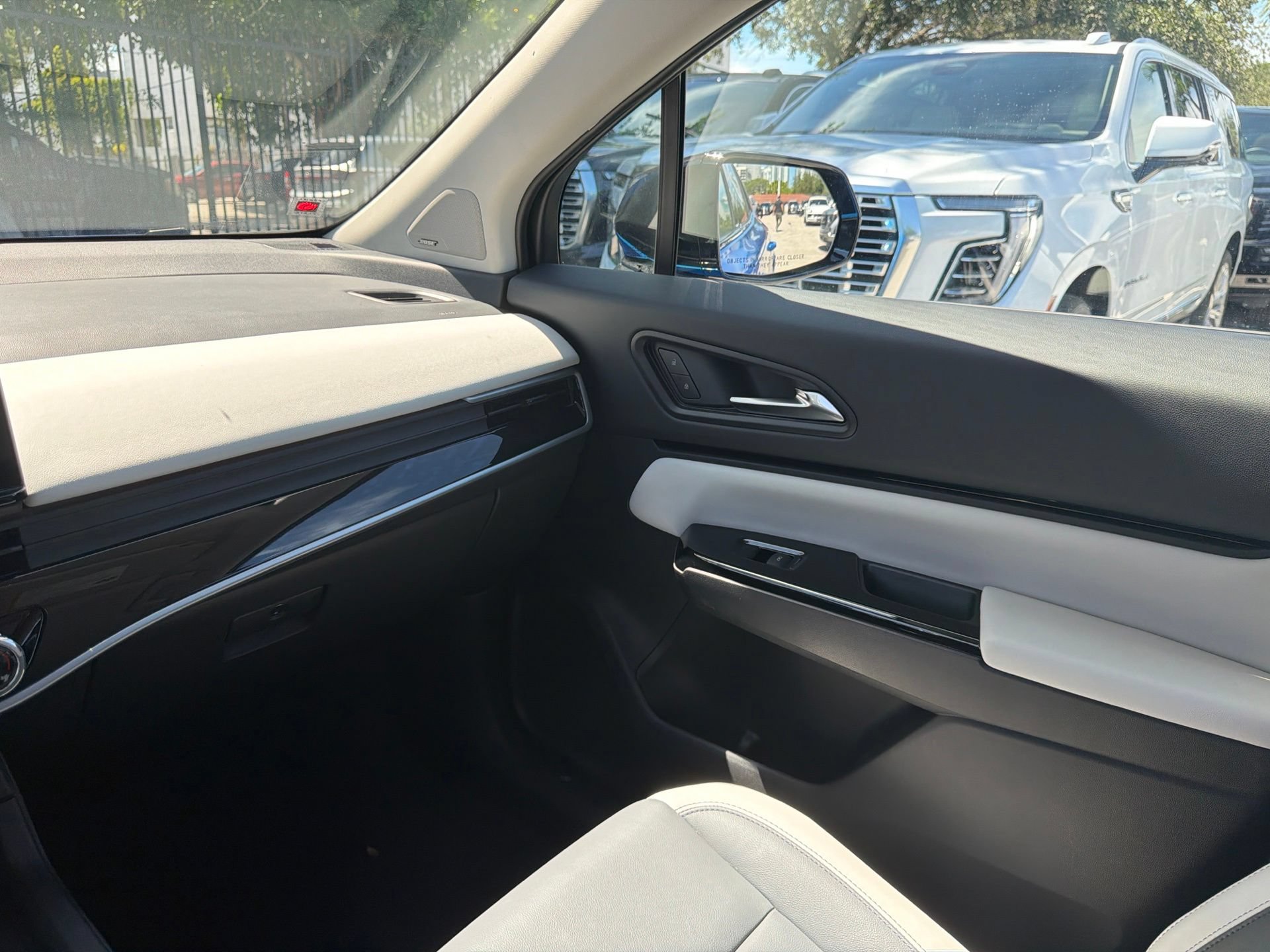 Used 2025 Honda Prologue Touring image 25