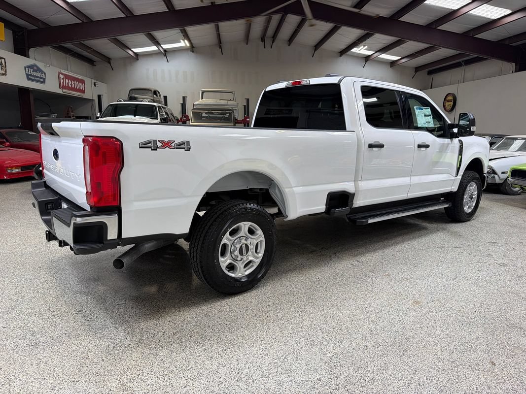 Used 2025 Ford F250 XLT AWD/4WD image 8