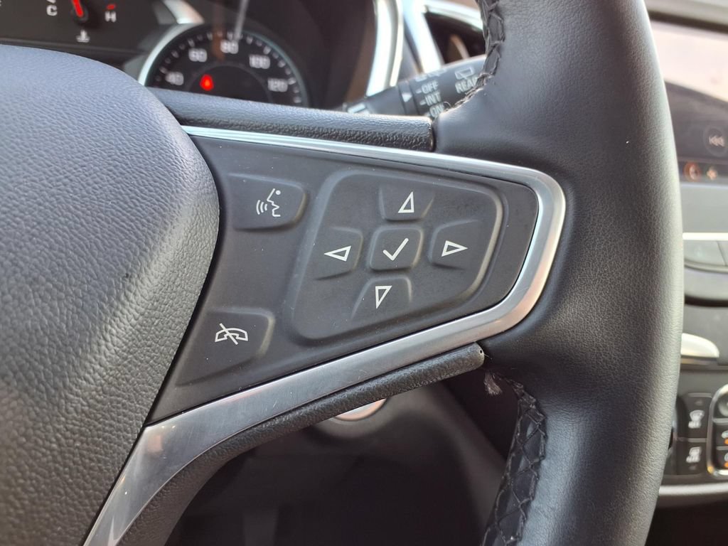Used 2023 Chevrolet Equinox LT AWD/4WD image 15