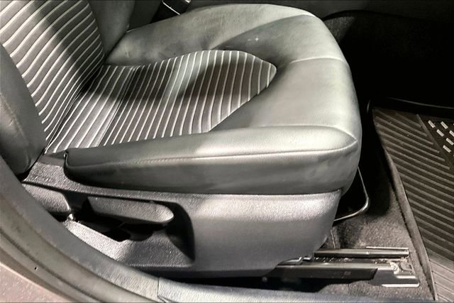 Used 2024 Toyota Camry SE FWD image 41