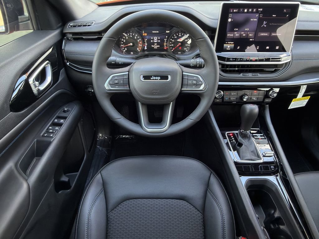 New 2026 Jeep Compass Latitude image 11