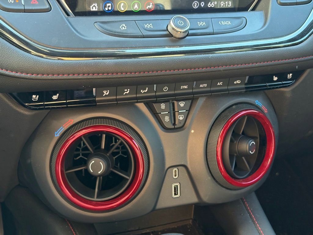 Used 2022 Chevrolet Blazer RS w/ Enhanced Convenience Package image 14