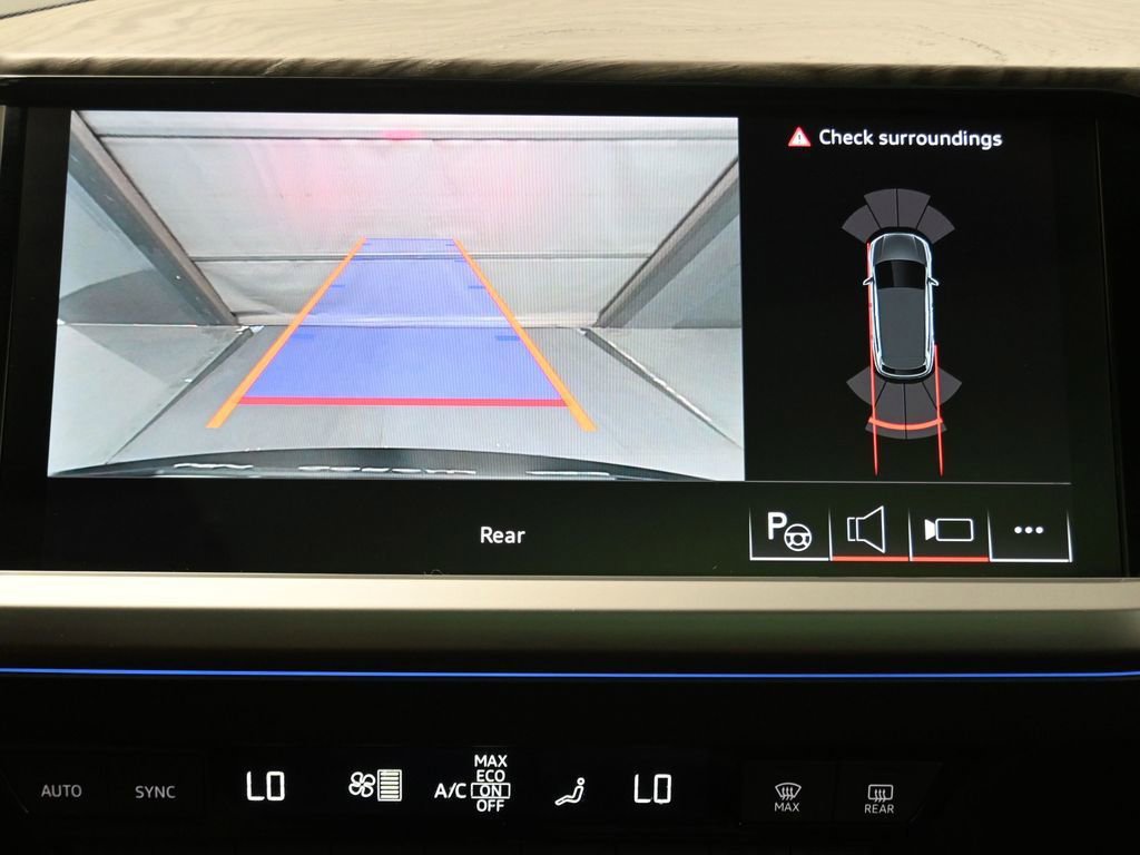 Used 2024 Audi Q4 e-tron Premium Plus w/ Premium Plus AWD/4WD image 20