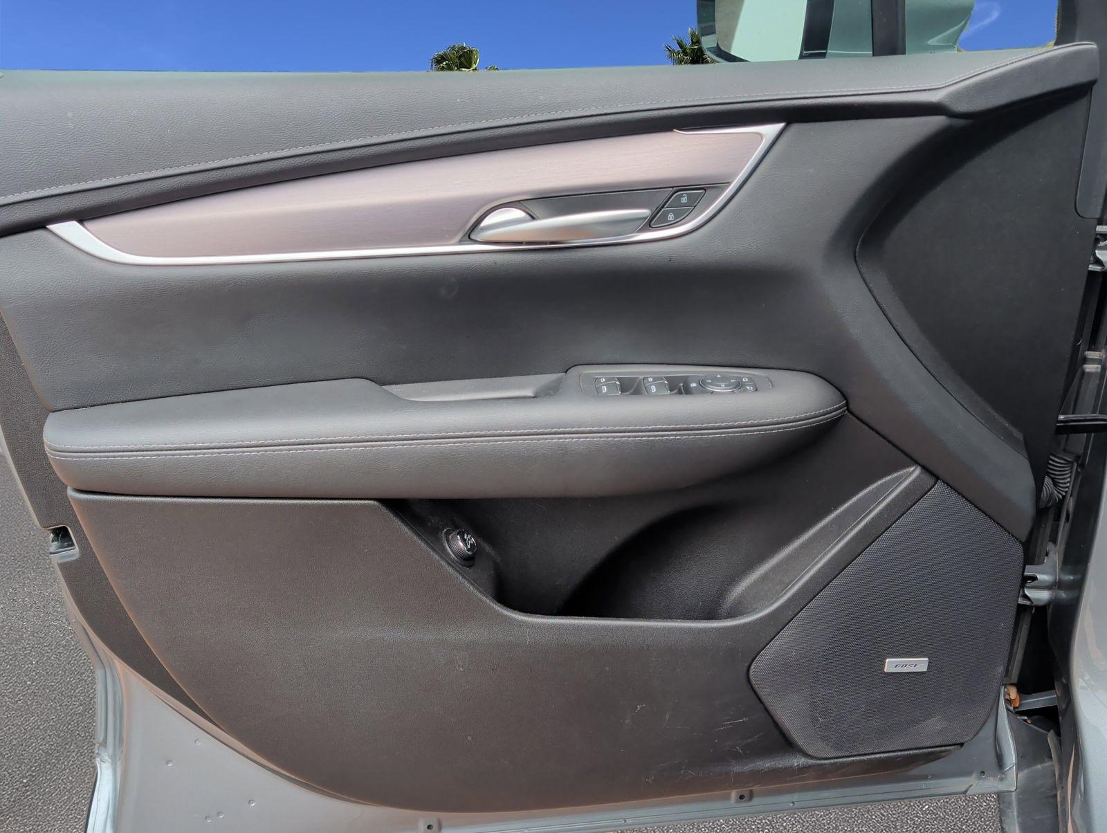 Used 2023 Cadillac XT5 Luxury w/ LPO, Floor Liner Package FWD image 8