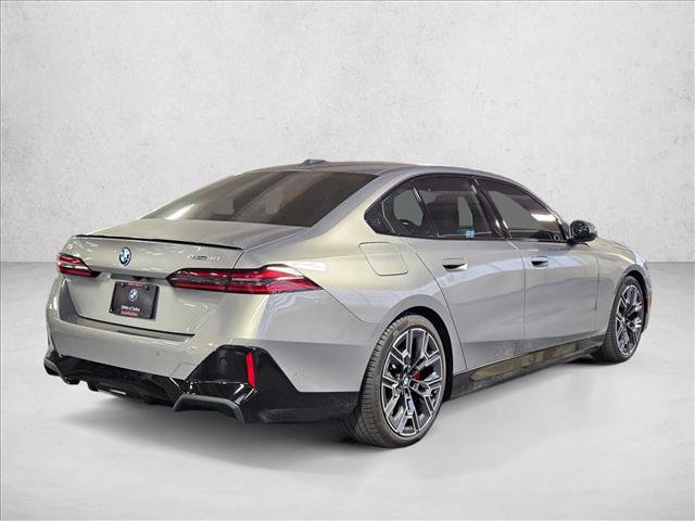 Used 2026 BMW i5 eDrive40 w/ M Sport Package image 2