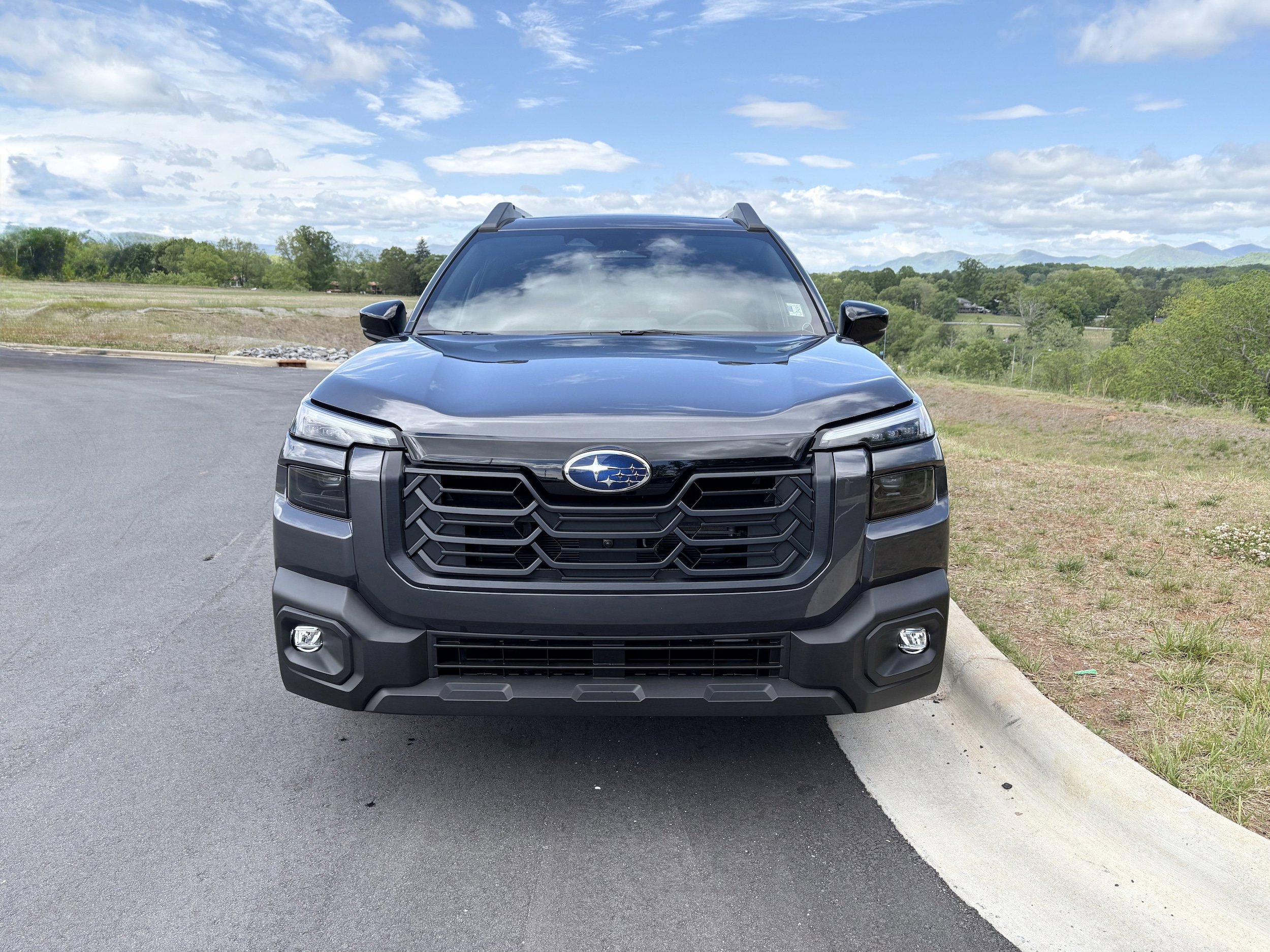 New 2026 Subaru Outback Touring XT AWD/4WD image 2