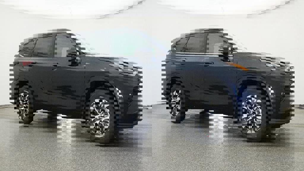 New 2026 Toyota Highlander XLE image 28