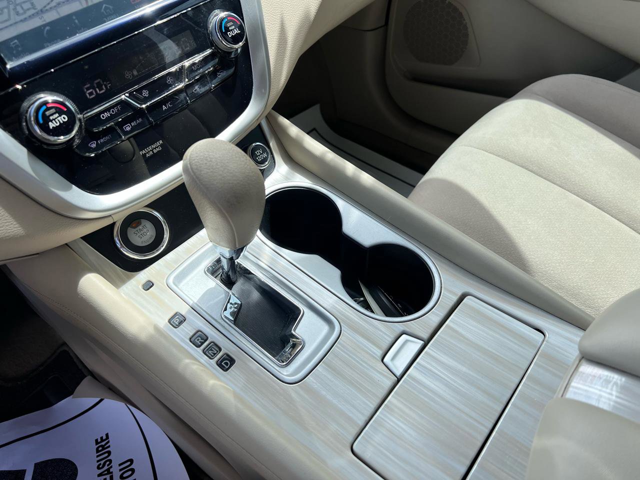 Used 2015 Nissan Murano S w/ Navigation Package AWD/4WD image 17