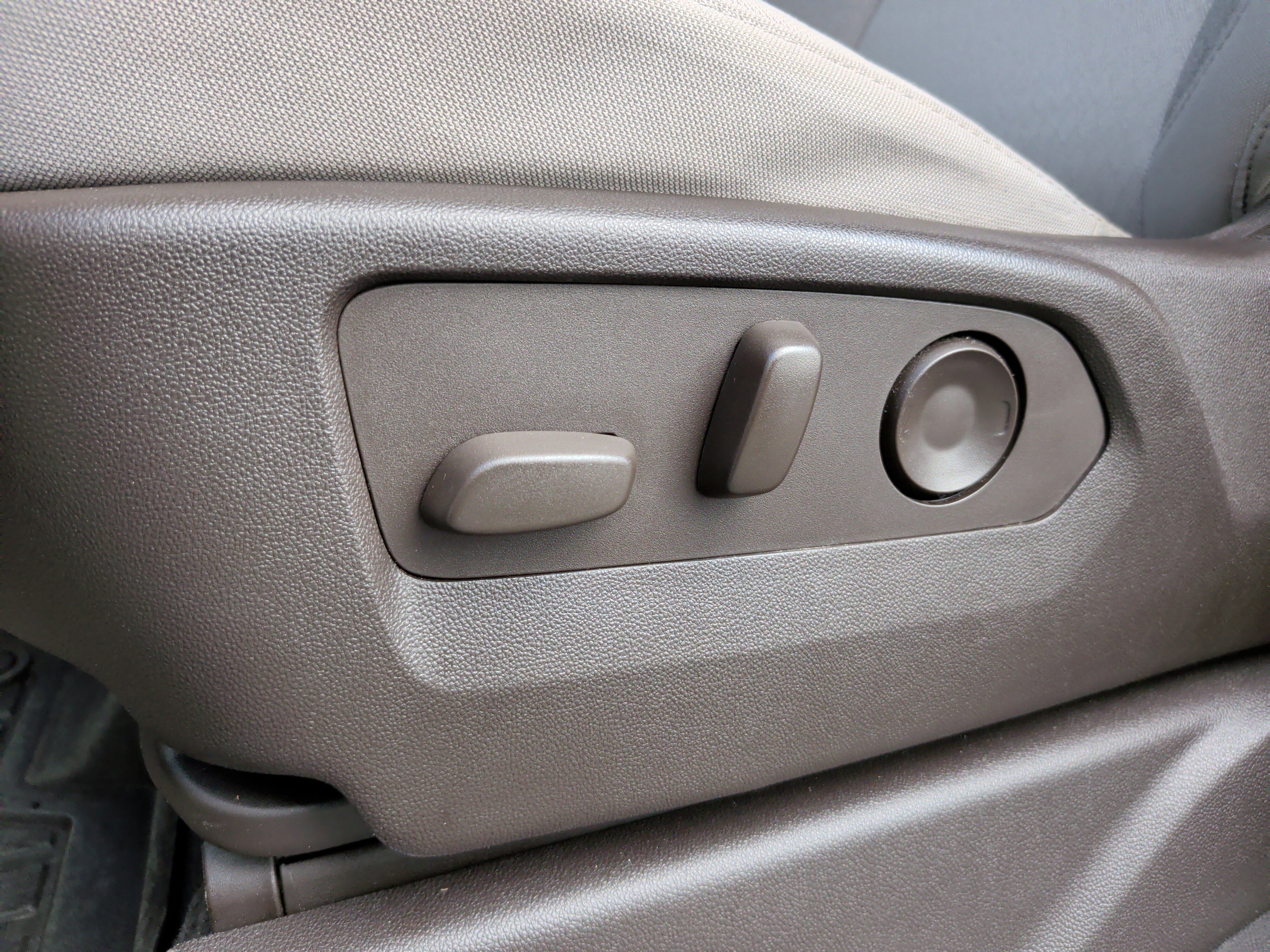 Used 2022 GMC Yukon SLE w/ Max Trailering Package image 27