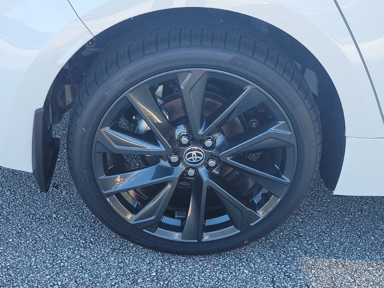 Used 2026 Toyota Corolla SE FWD image 5