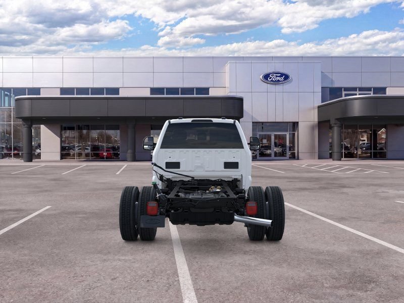 New 2025 Ford F550 4x4 Regular Cab Super Duty image 6