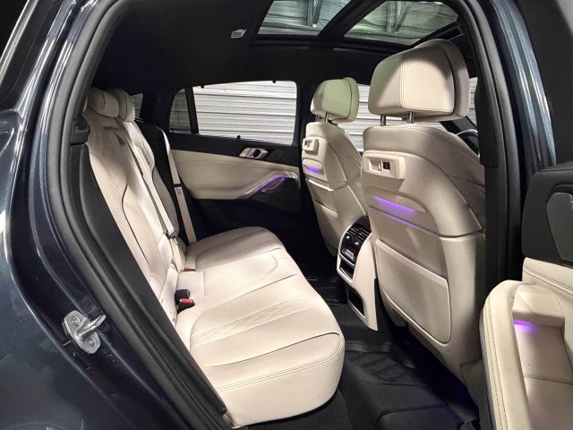 Used 2022 BMW X6 M50i w/ Executive Package image 20