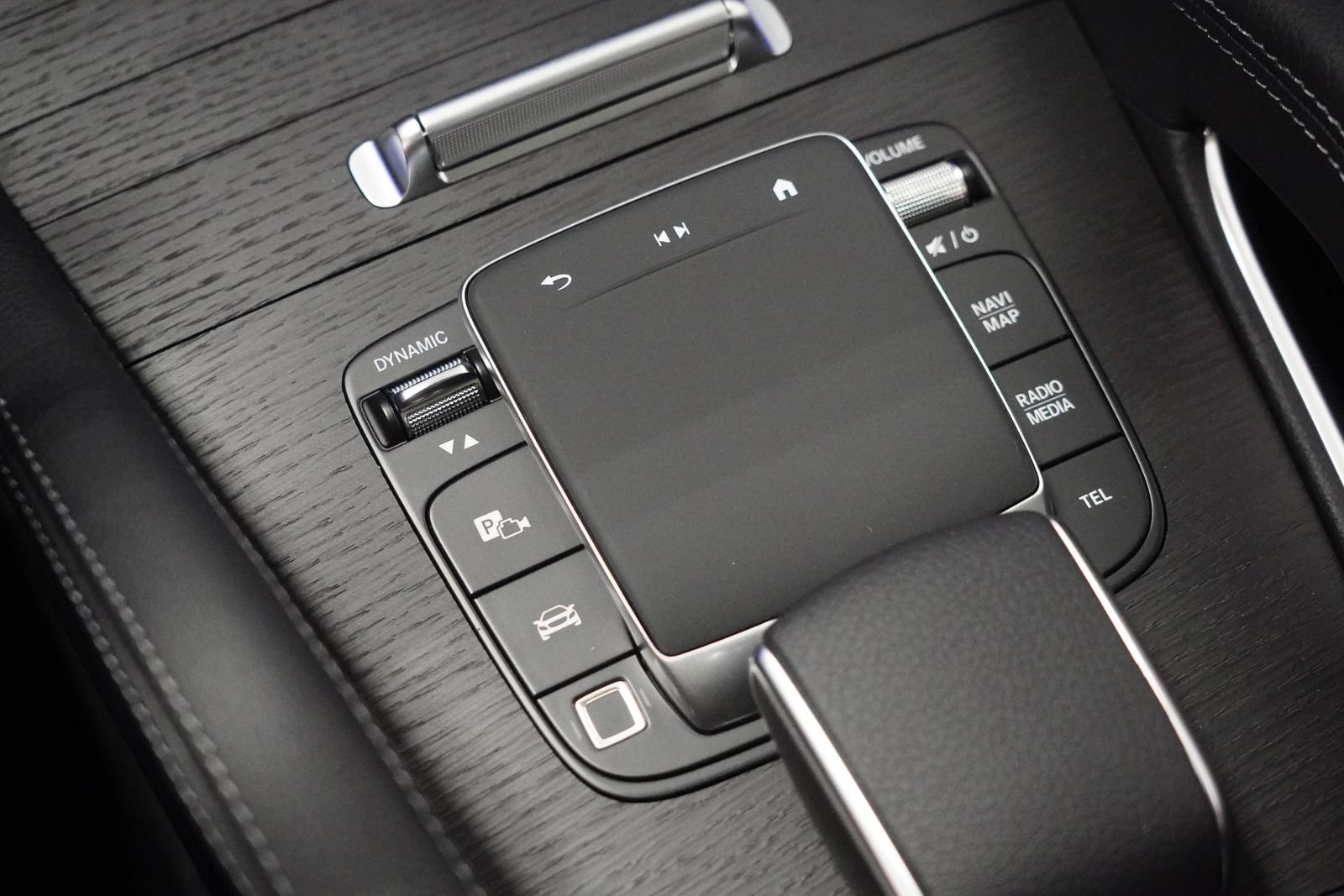 New 2026 Mercedes-Benz GLS 450 4MATIC image 30