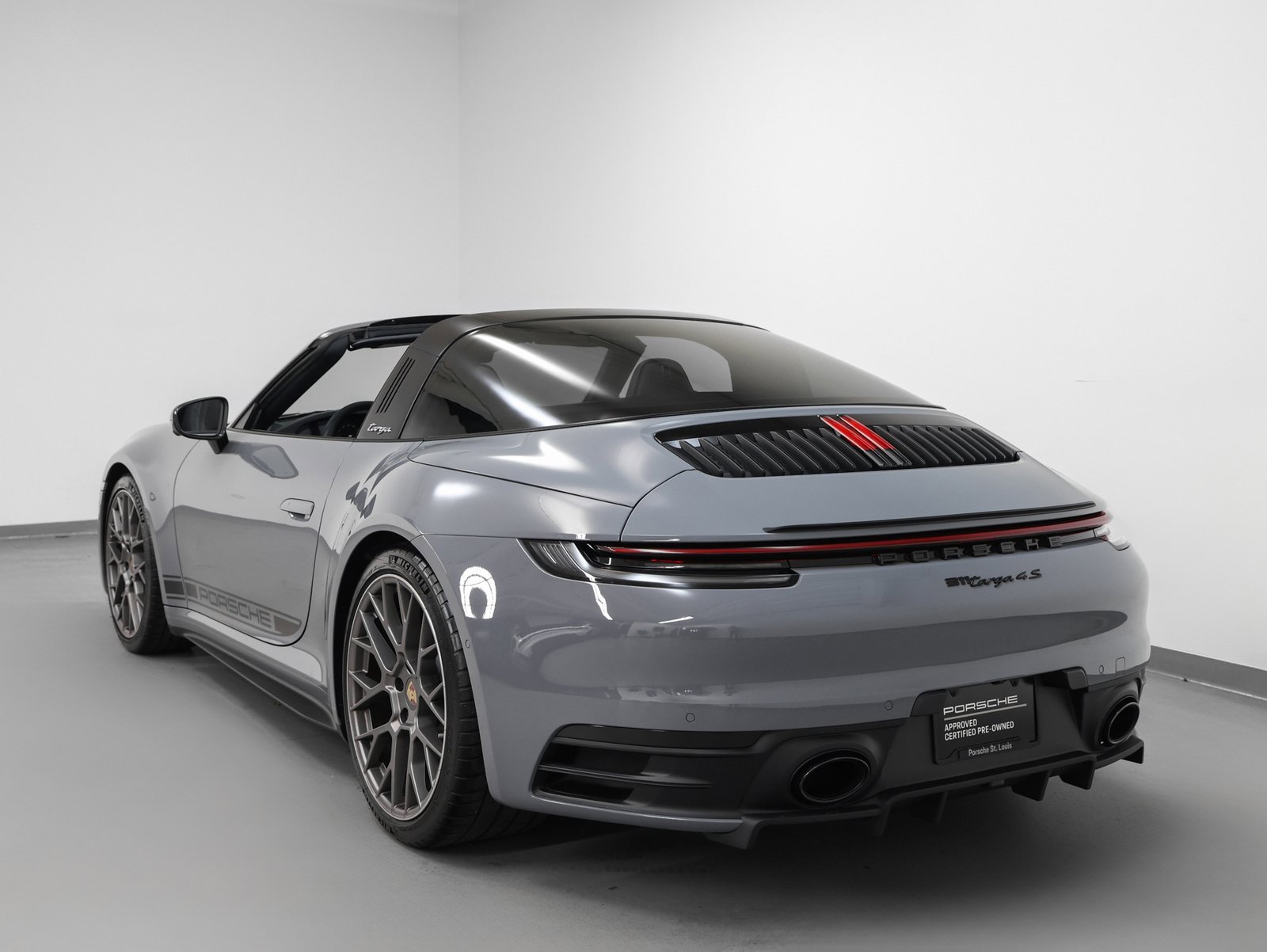 Used 2023 Porsche 911 Targa 4S image 3