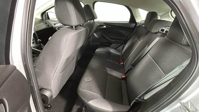 Used 2014 Ford Focus SE FWD image 26
