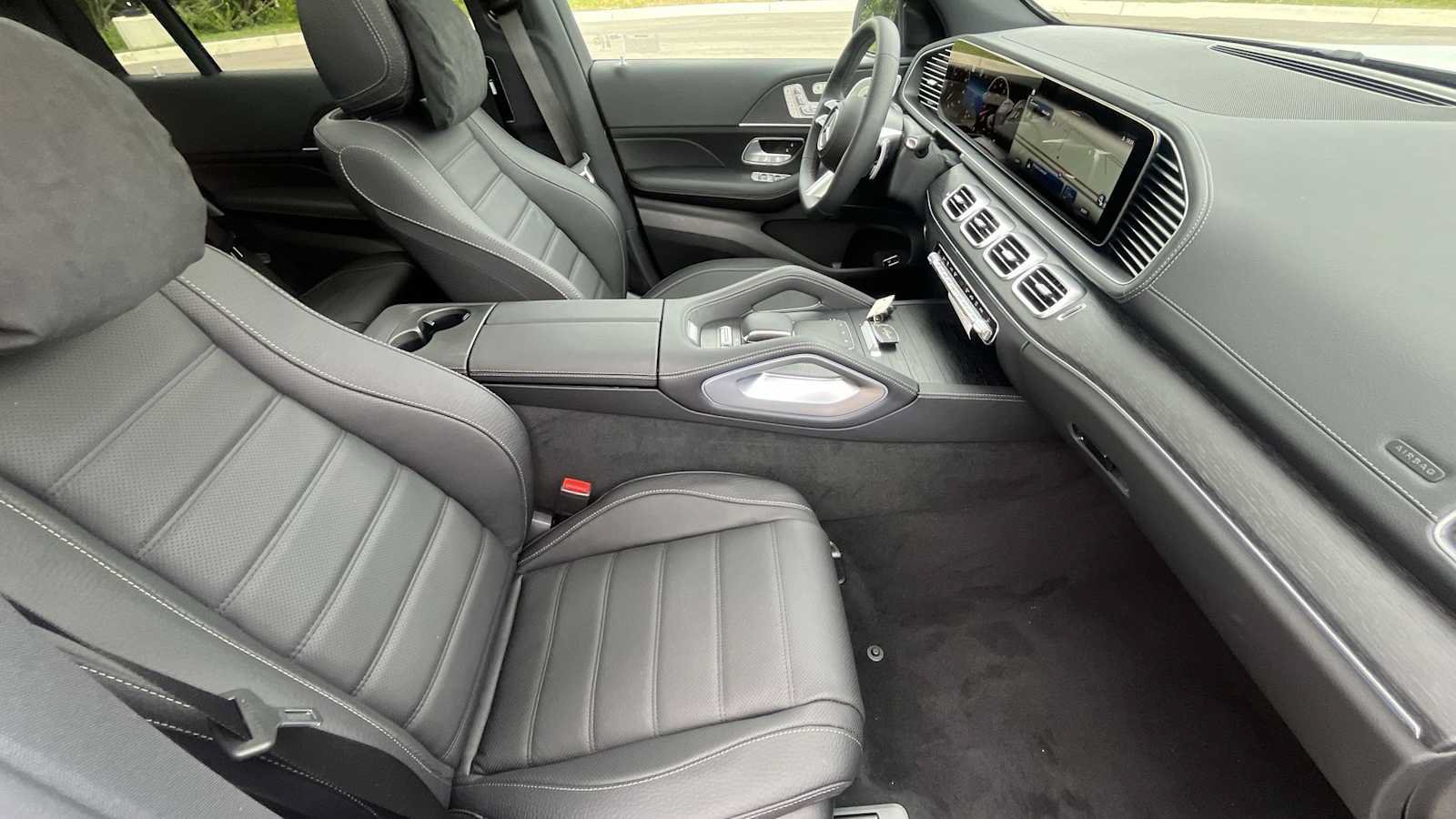 New 2026 Mercedes-Benz GLS 450 4MATIC image 12