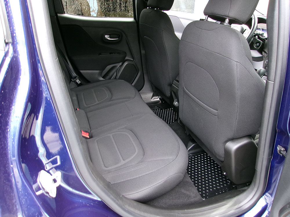 Used 2021 Jeep Renegade Latitude w/ Convenience Group AWD/4WD image 10