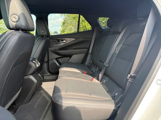Used 2025 Chevrolet Blazer EV LT AWD/4WD image 23