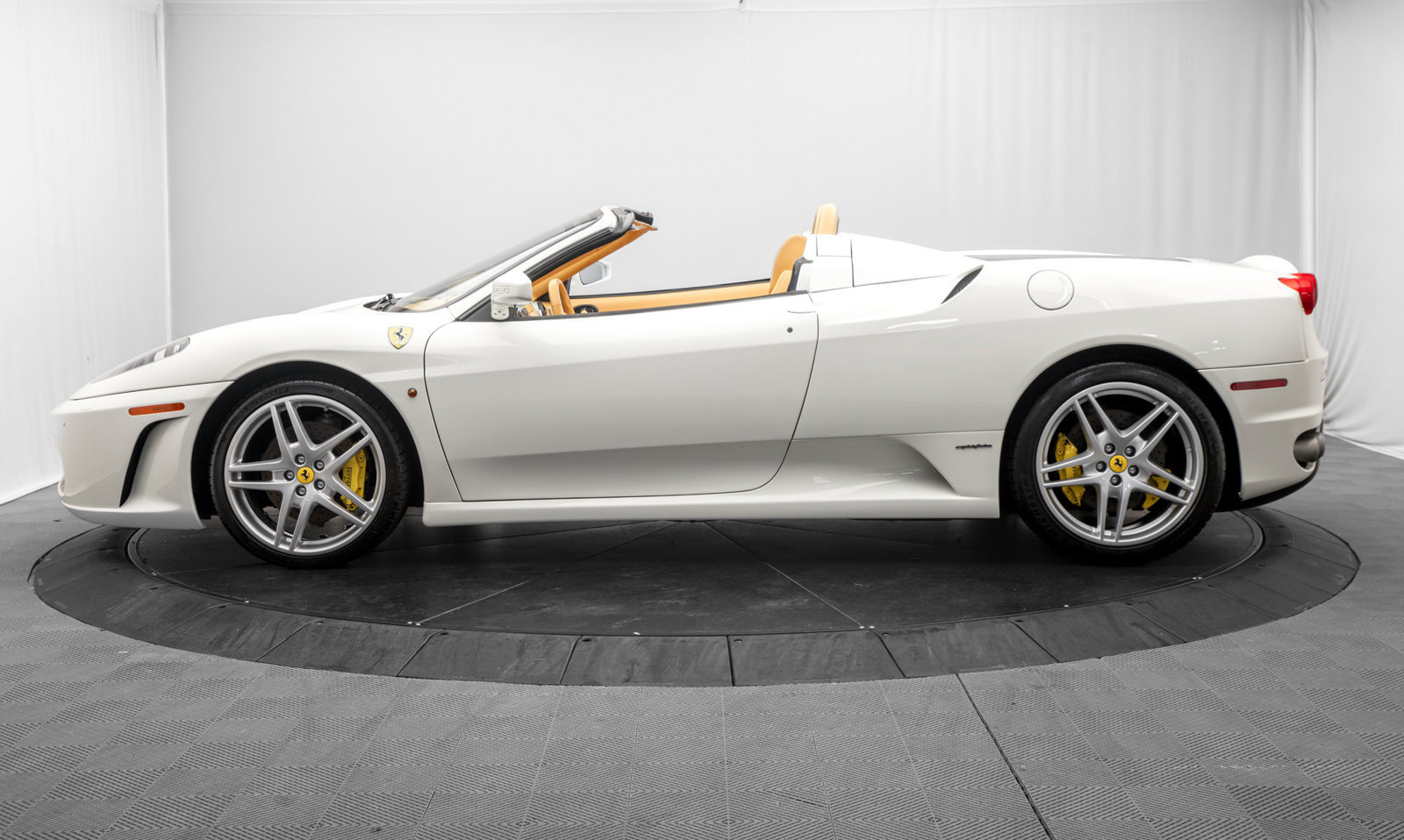 Used 2006 Ferrari F430 Spider RWD image 4