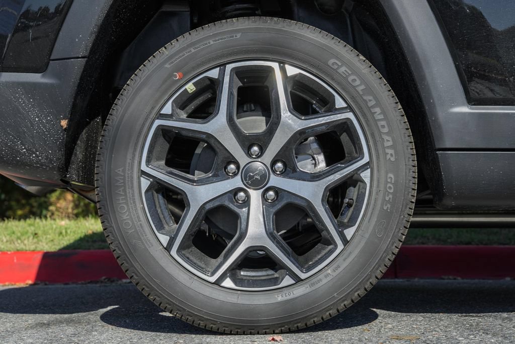 New 2026 Jeep Compass Limited AWD/4WD image 17