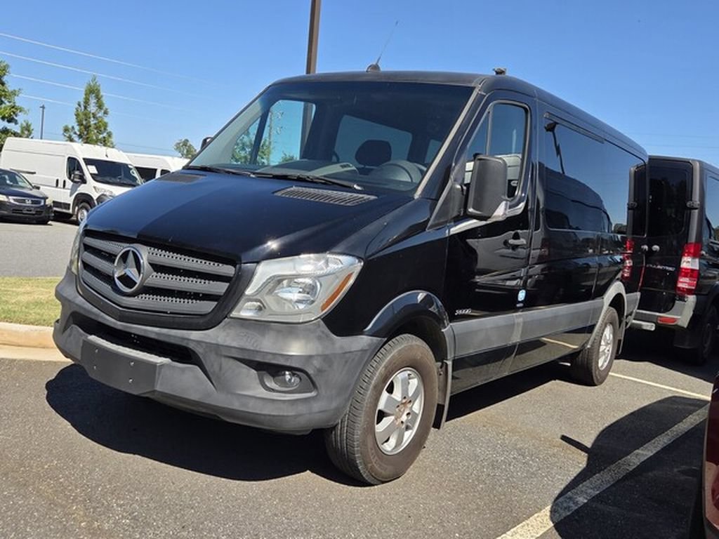 Used 2016 Mercedes-Benz Sprinter 2500 image 3