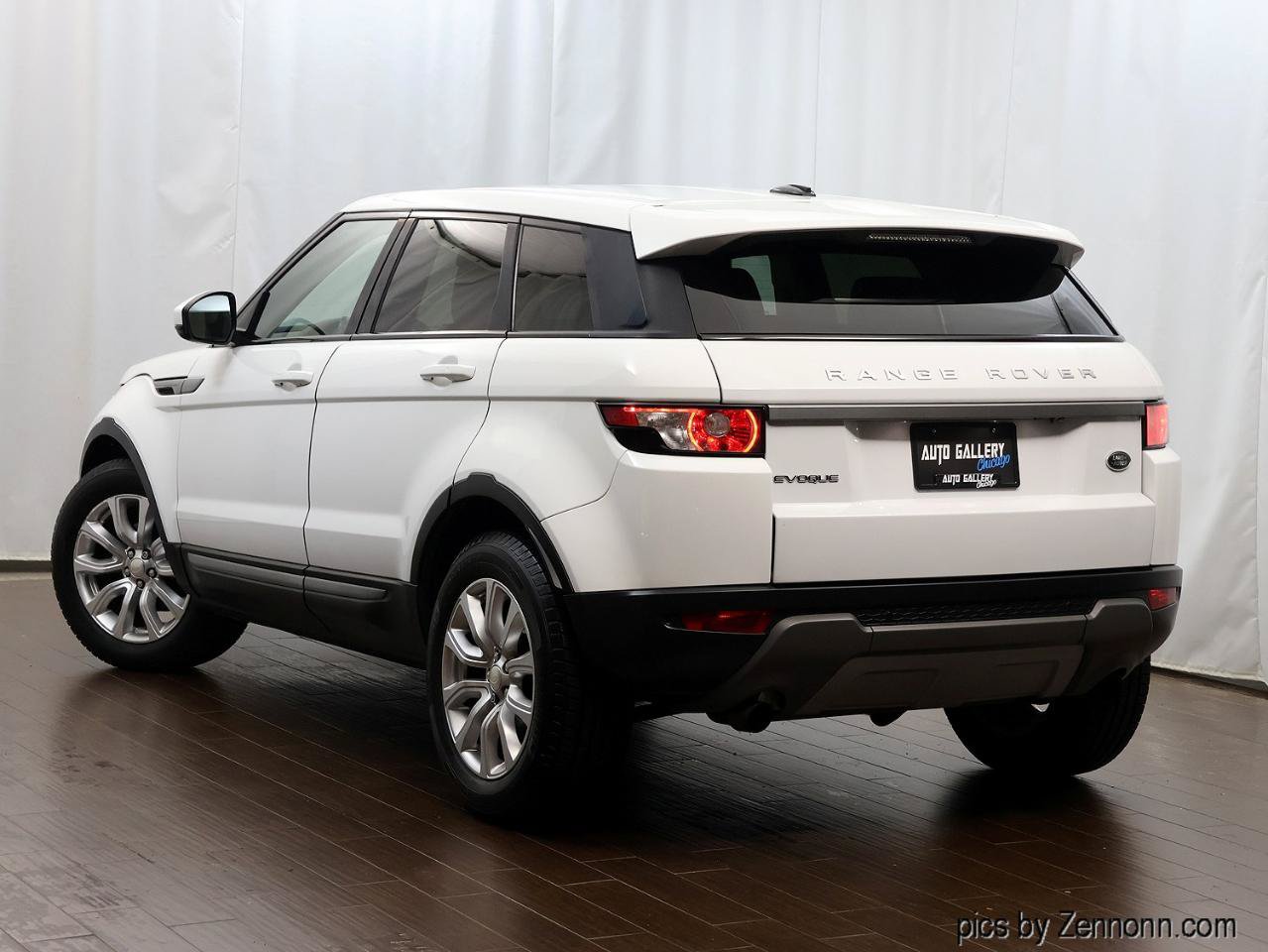 Used 2015 Land Rover Range Rover Evoque Pure AWD/4WD image 9