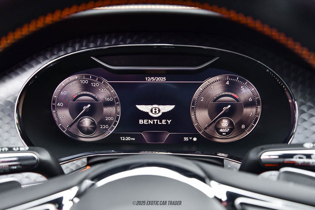 Used 2024 Bentley Flying Spur W12 image 19