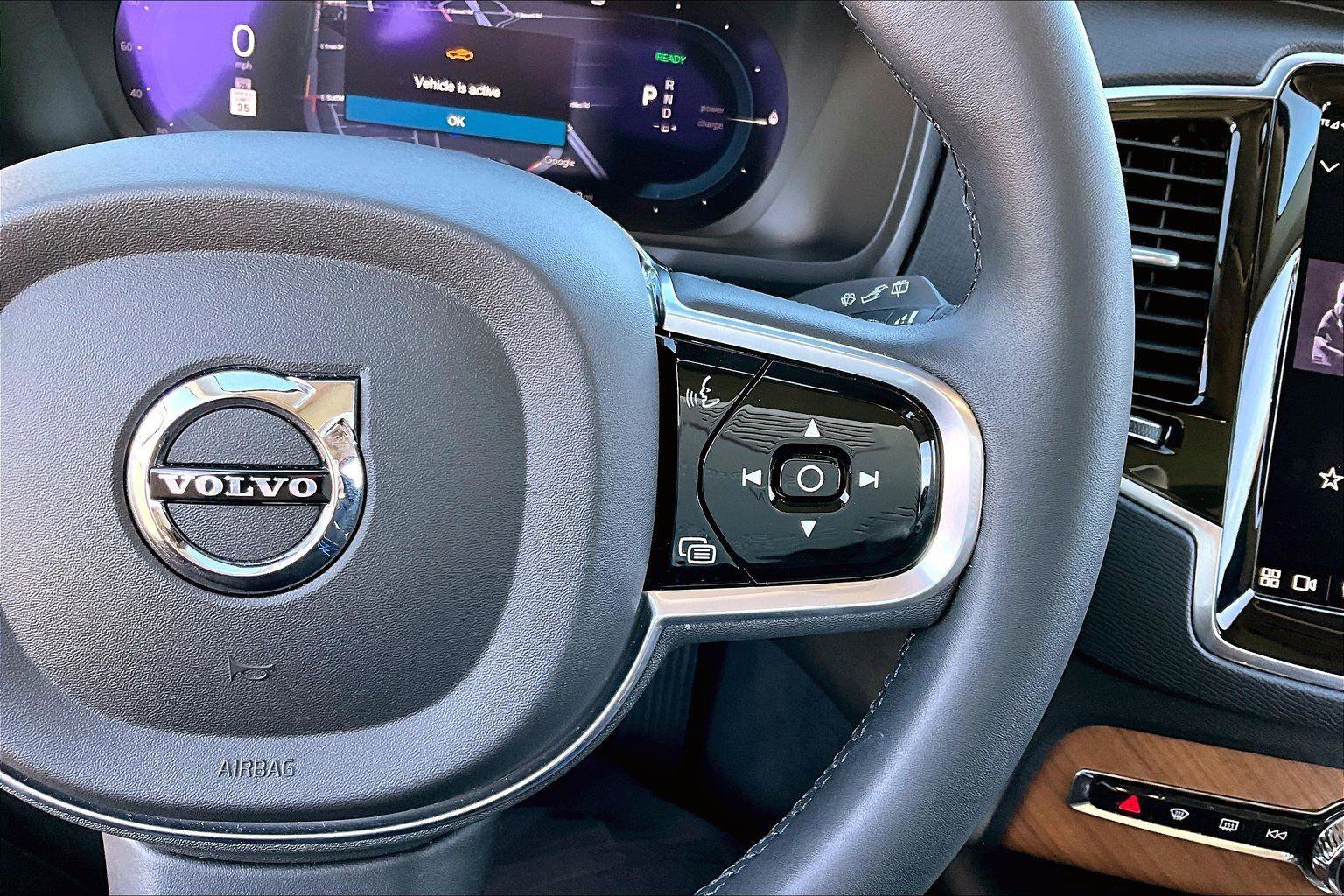 Used 2023 Volvo XC90 T8 Plus w/ Protection Package Premier image 18