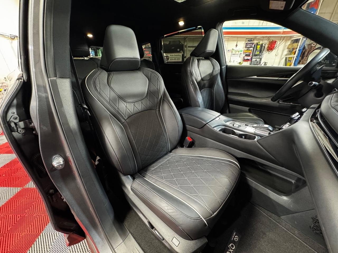 Used 2023 INFINITI QX60 Autograph w/ Cargo Package image 9