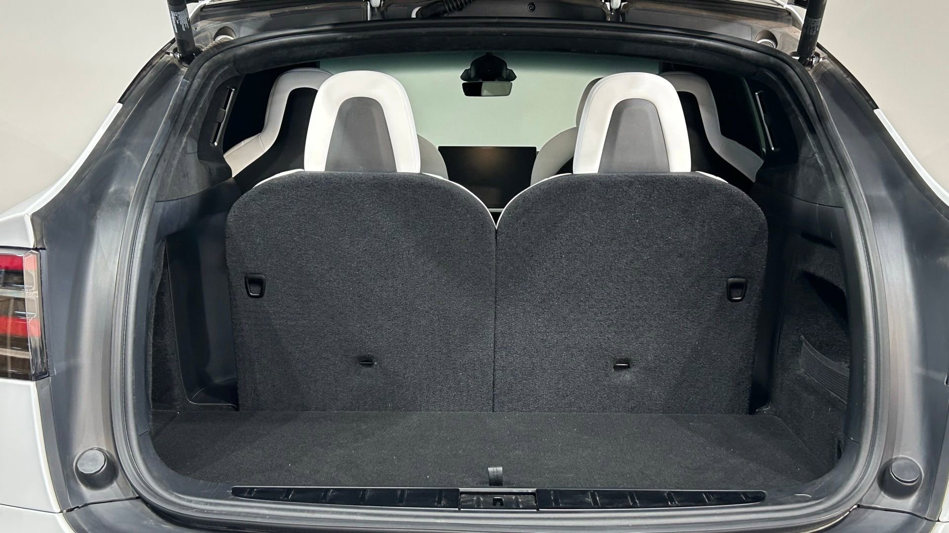 Used 2023 Tesla Model X Plaid image 30