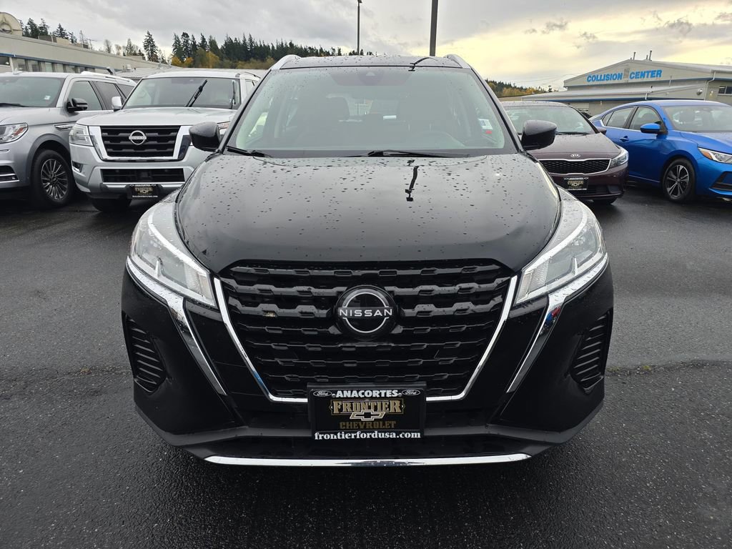 Used 2024 Nissan Kicks SV image 9