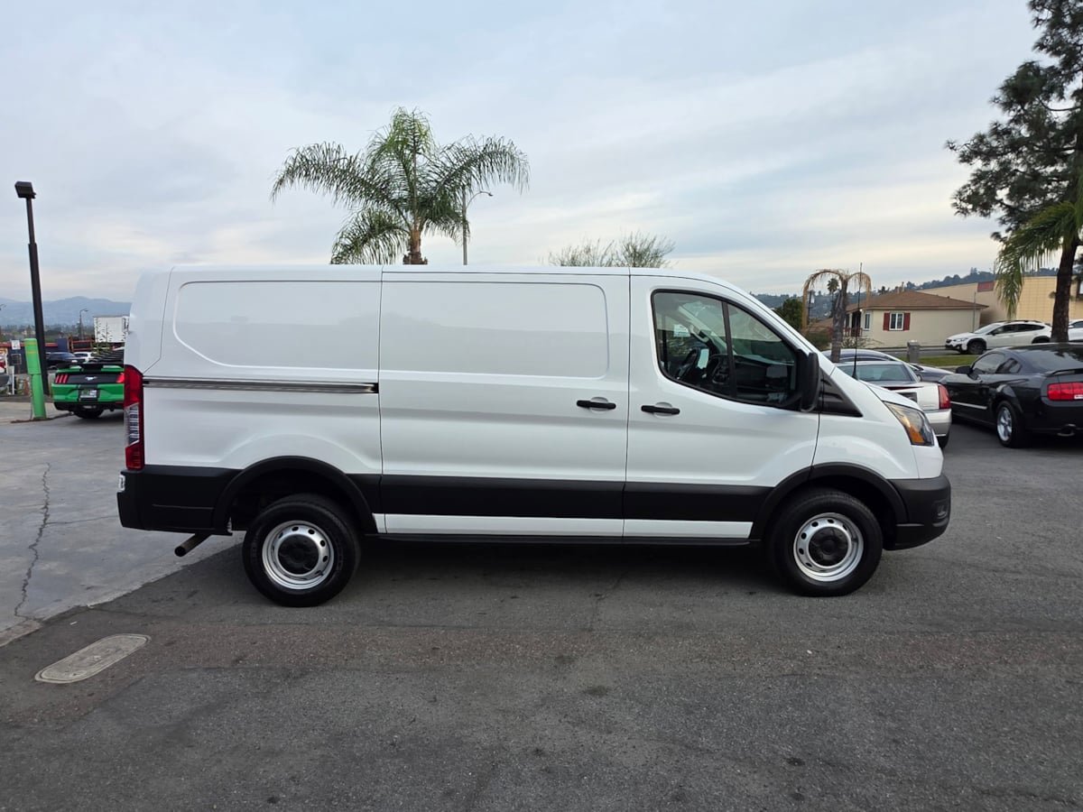 Used 2023 Ford Transit 250 Low Roof w/ Load Area Protection Package RWD image 10