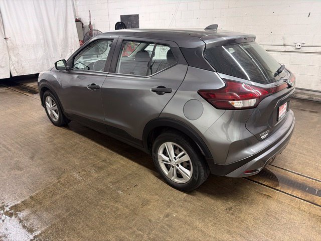 Used 2023 Nissan Kicks S FWD image 3