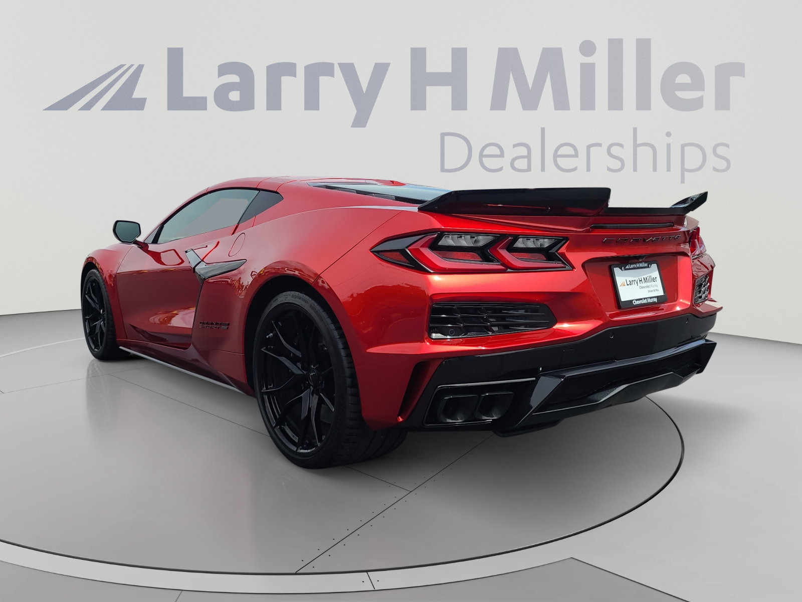 New 2027 Chevrolet Corvette Grand Sport w/ Z52 Sport Performance Package RWD image 2