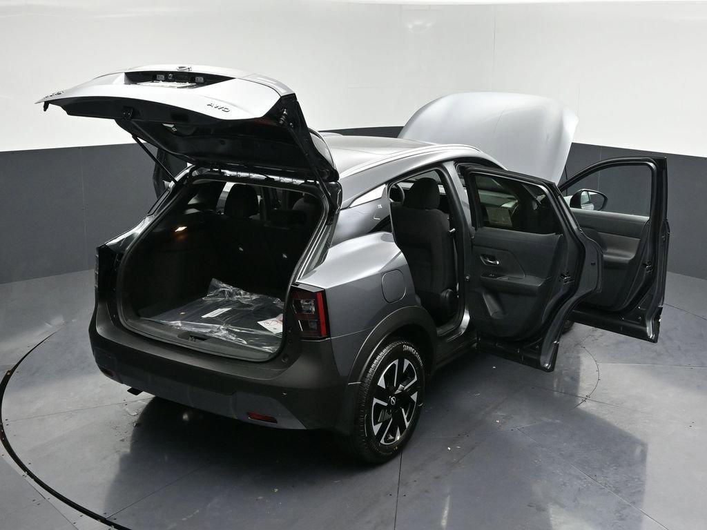 New 2026 Nissan Kicks SV w/ SV Premium Package AWD/4WD image 32