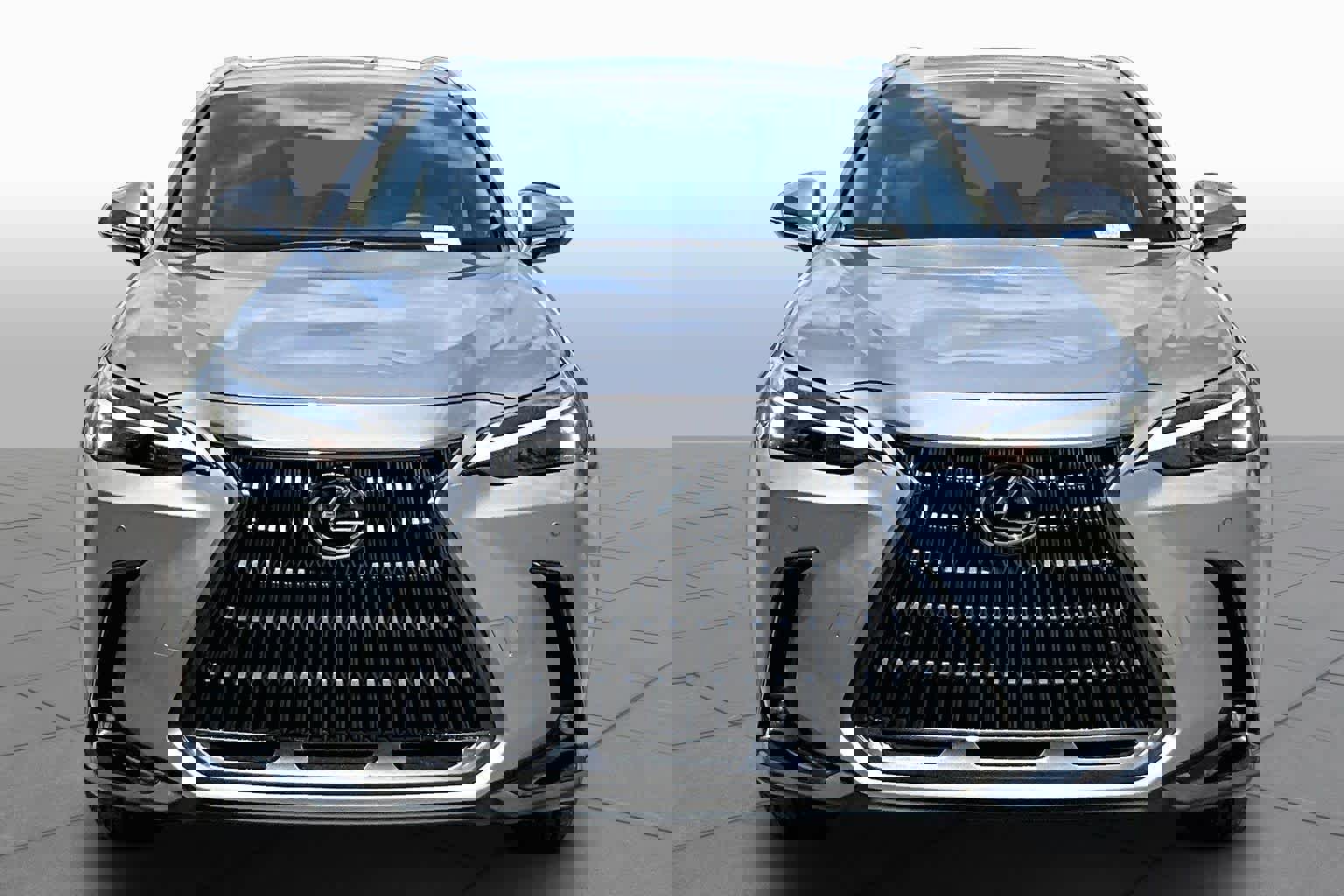 Used 2025 Lexus NX 250 FWD w/ Cold Area Package image 4