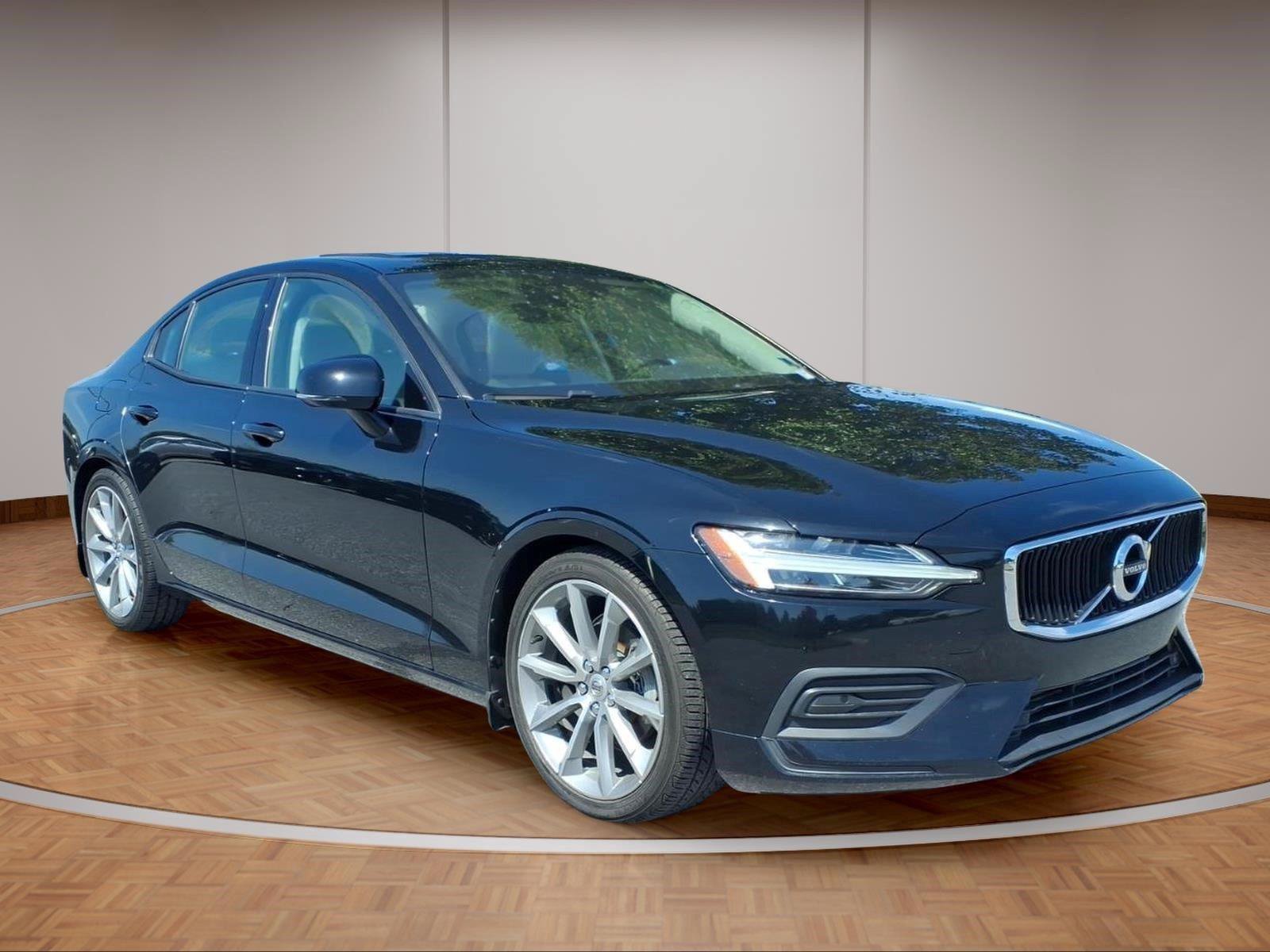 Used 2020 Volvo S60 T5 Momentum w/ Protection Package Premier