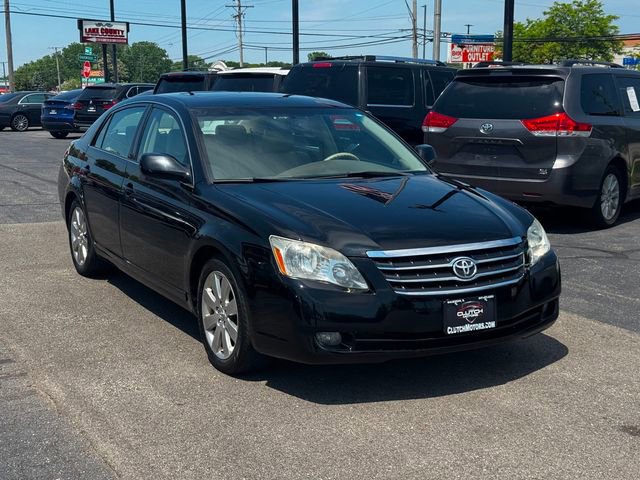 Used 2005 Toyota Avalon XL FWD image 3