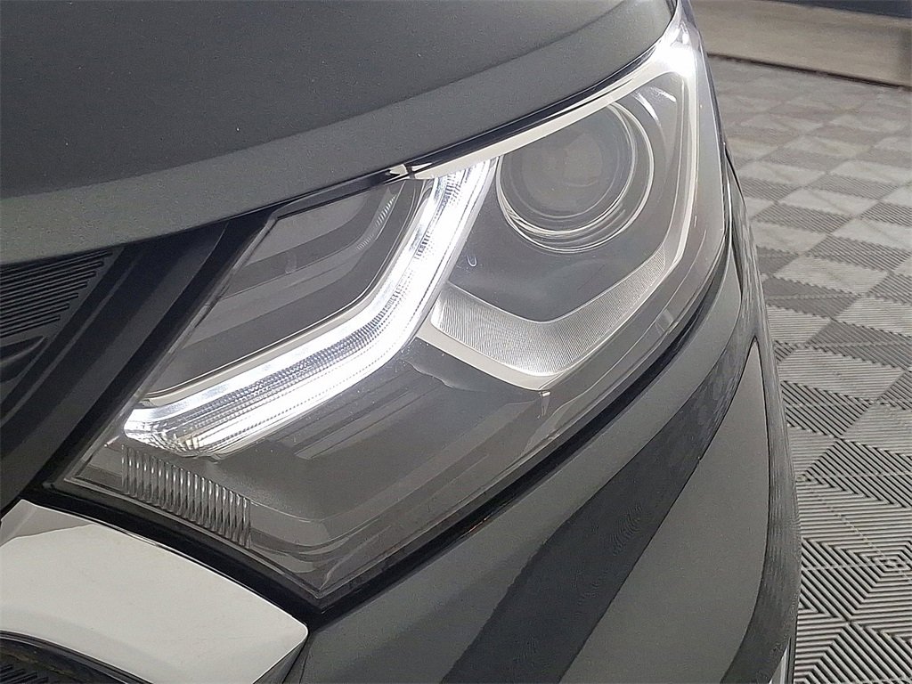 Used 2021 Chevrolet Equinox LT image 10