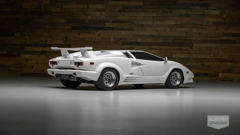 Used 1989 Lamborghini Countach Coupe RWD image 5