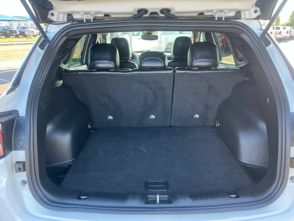Used 2025 Jeep Compass Limited AWD/4WD image 31