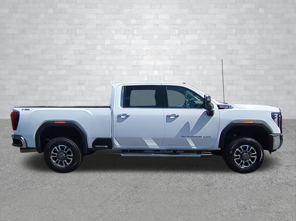 Used 2025 GMC Sierra 2500 SLT w/ SLT Convenience Package AWD/4WD image 3