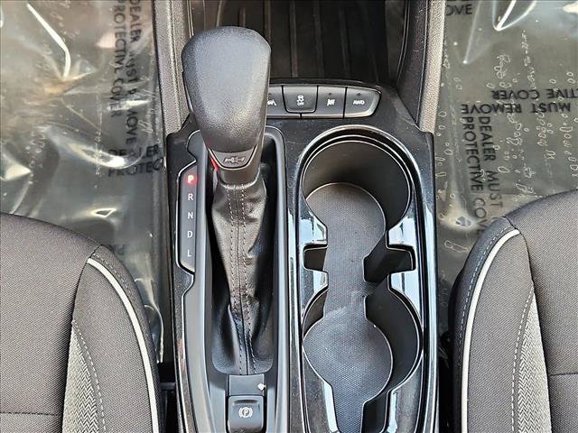 Used 2025 Chevrolet TrailBlazer LT AWD/4WD image 12