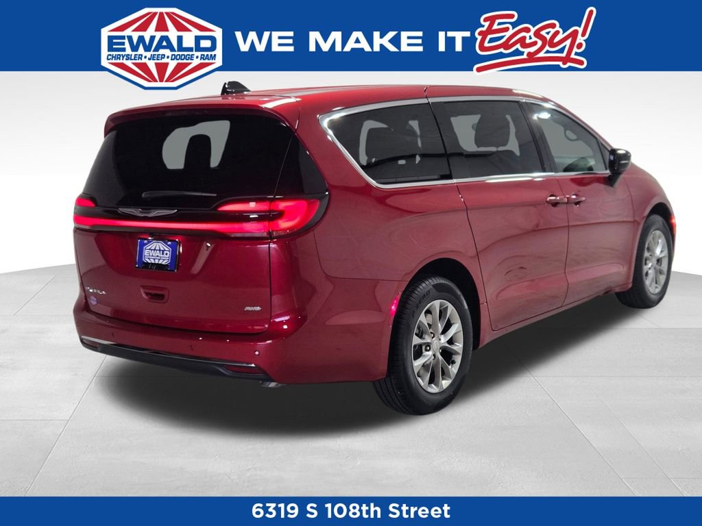 New 2026 Chrysler Pacifica Select AWD/4WD image 20