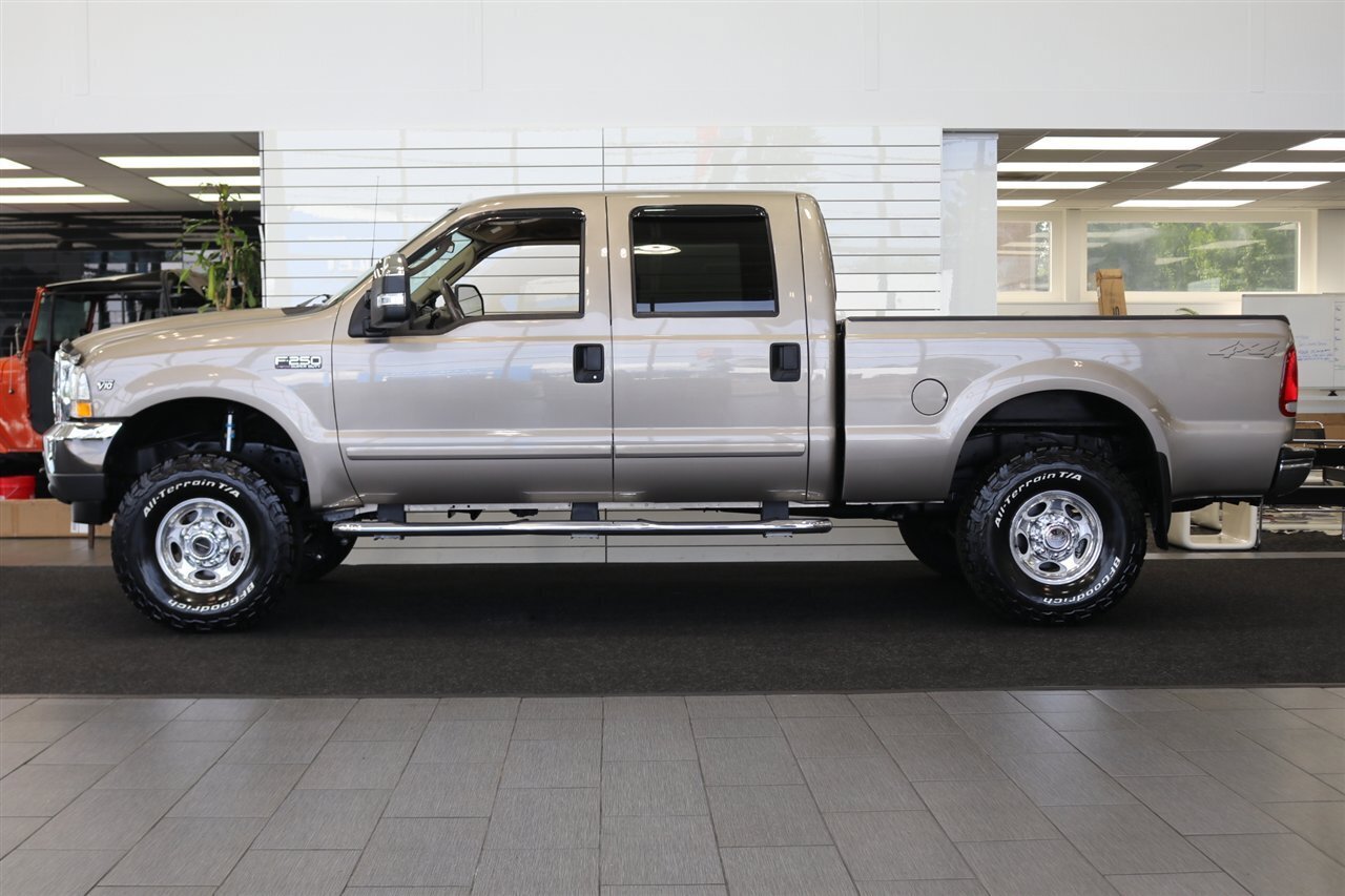 Used 2003 Ford F250 Lariat AWD/4WD image 4