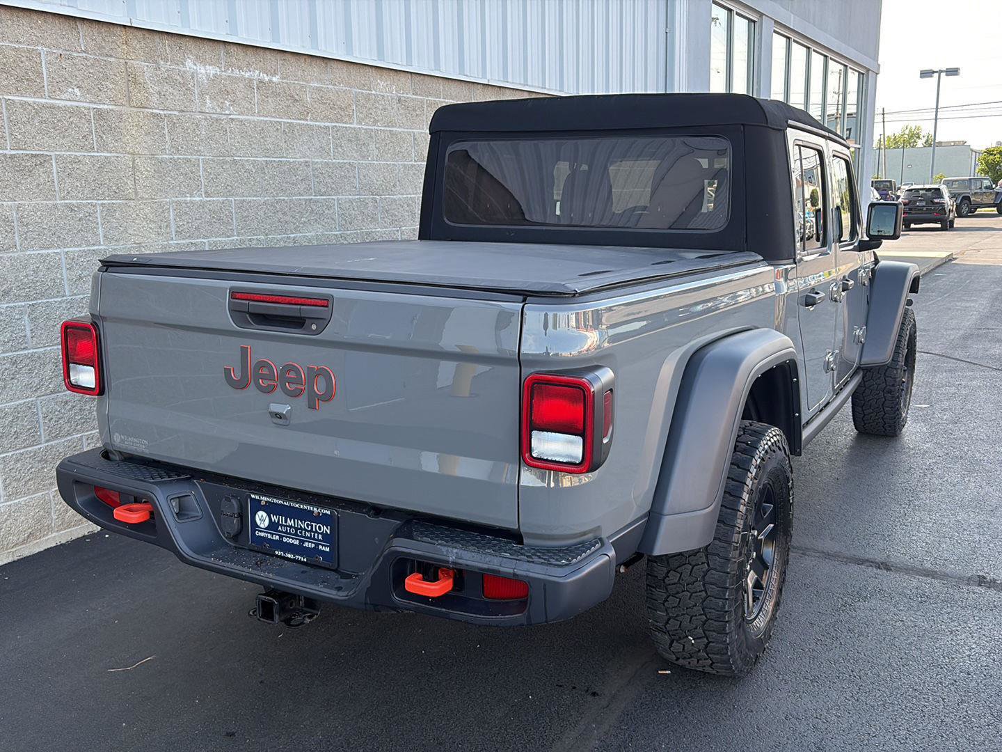 Used 2023 Jeep Gladiator Mojave w/ Cold Weather Group AWD/4WD image 3