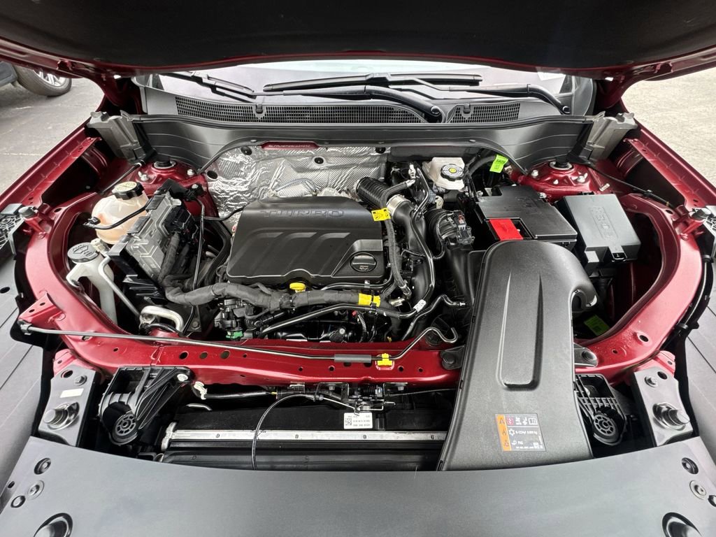 Used 2025 Chevrolet Trax LT w/ LT Convenience Package image 25