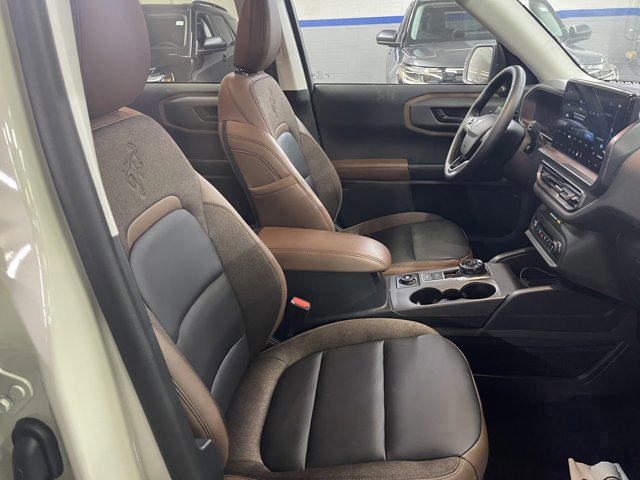 Certified 2025 Ford Bronco Sport Outer Banks w/ Outer Banks Tech Package+ AWD/4WD image 14